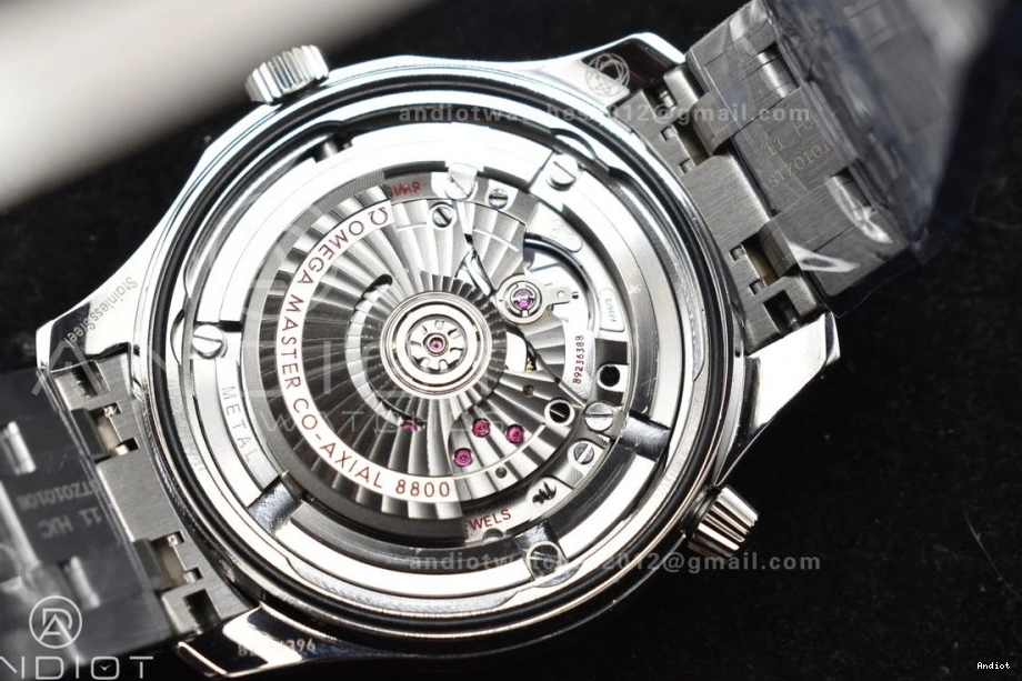 Dial SS A2824 Diver Seamaster Ceramic 300M Edition Blue VSF Bezel 1:1 White SS Best Bracelet on 0404